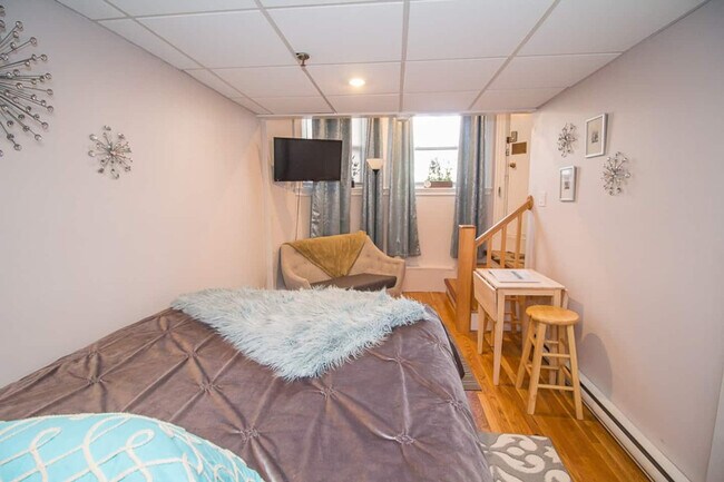 Foto del edificio - 1029 Beacon St