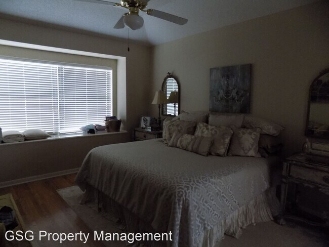 Foto del edificio - 4 br, 2.5 bath House - 13619 Summer Glen