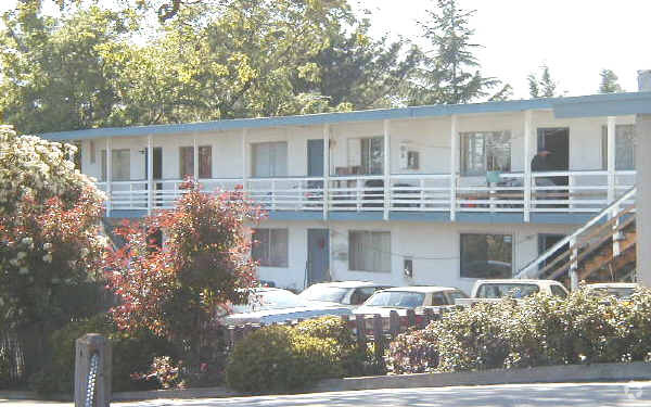 Building Photo - 17700 Highway 12