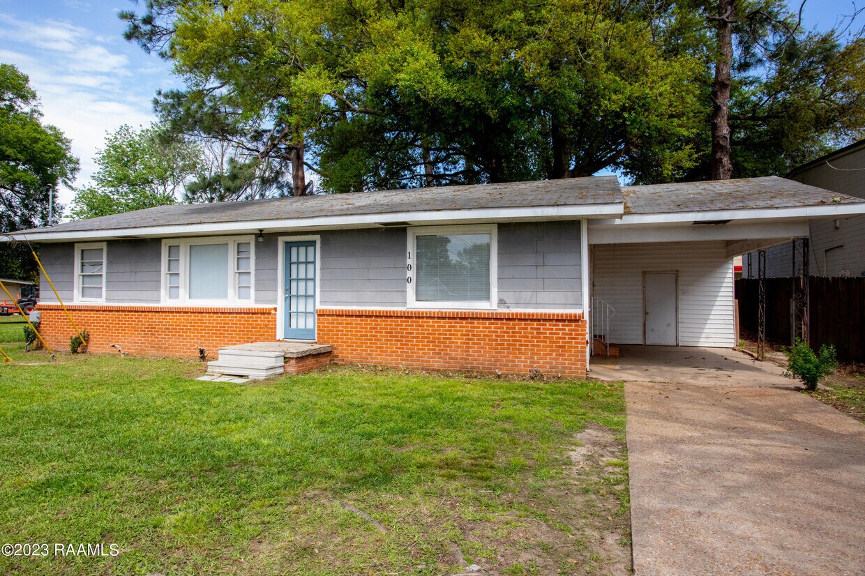 100 Belle Dame Dr, Lafayette, LA 70506 House Rental in Lafayette, LA