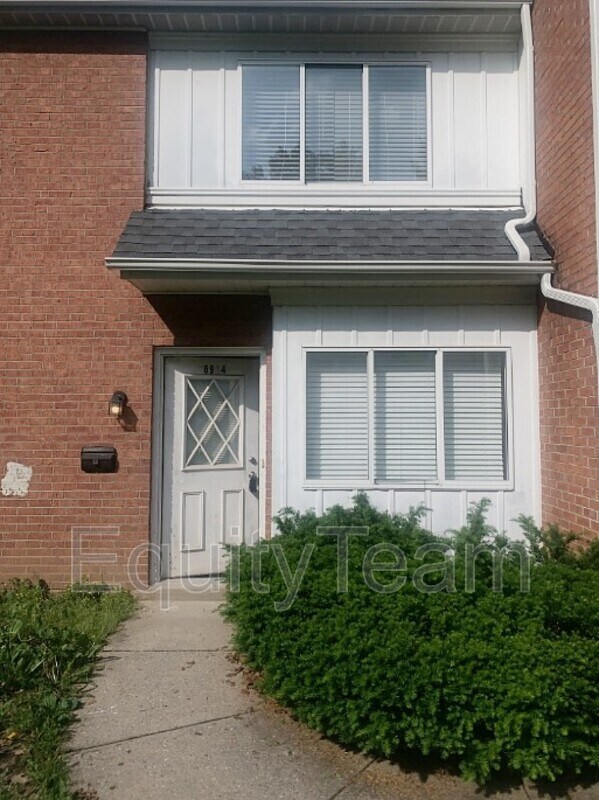 6914 River Rd Unit River Rd 6914, Cincinnati, OH 45233 Condo for Rent