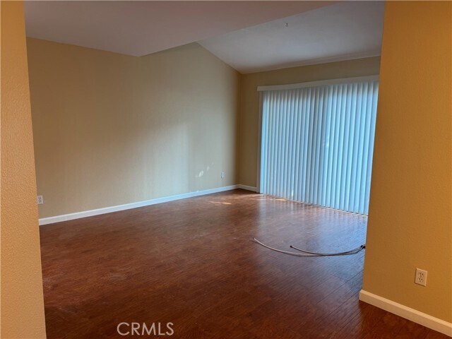 Building Photo - 1725 Maxwell Ln