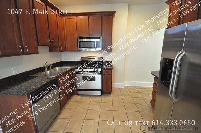 Building Photo - Old National Road Condos in Historic Olde ...