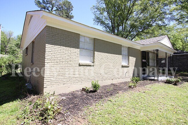 Foto del edificio - 4338 Manor Haven Dr