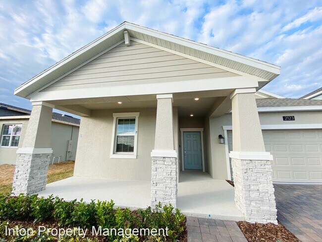 Foto del edificio - 4 br, 3 bath House - 2123 Mountain Pine St