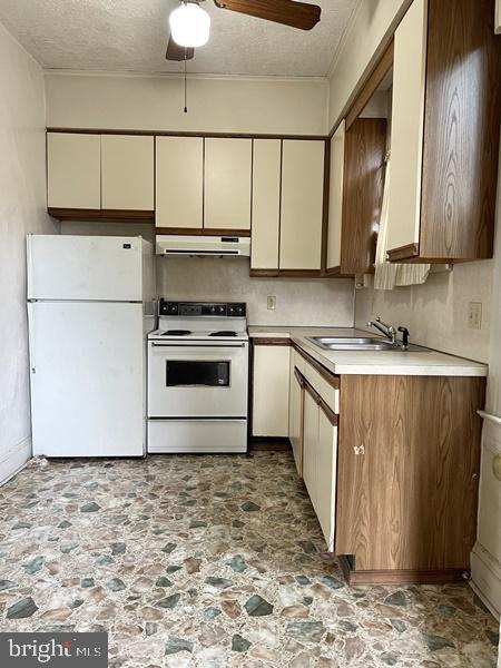 Primary Photo - 419 N Newberry St