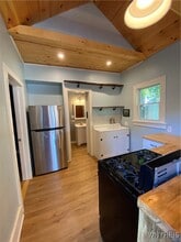 Building Photo - 173 Whitney Pl