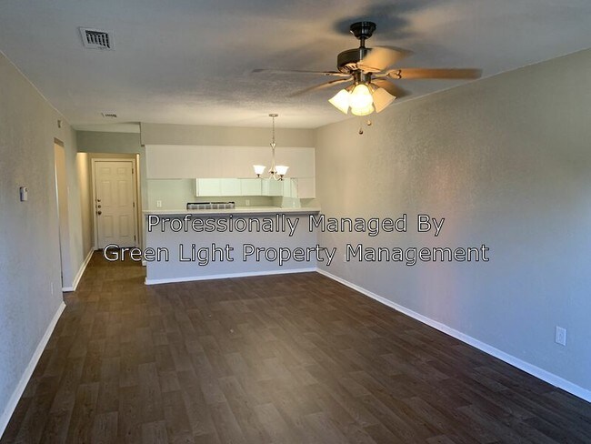 Building Photo - 7730 Mary Dr