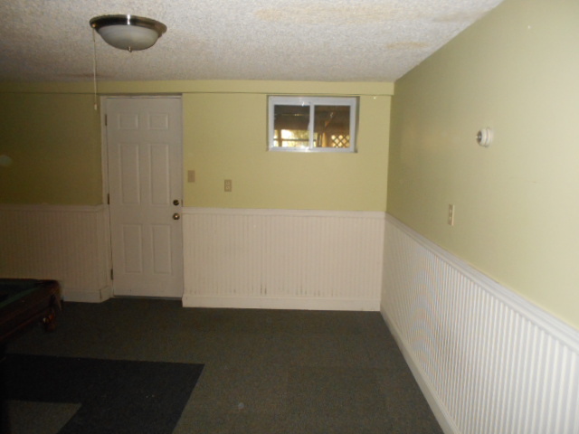 Building Photo - 32 Webster Rd