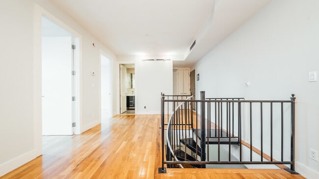 Building Photo - 22 Fayette St