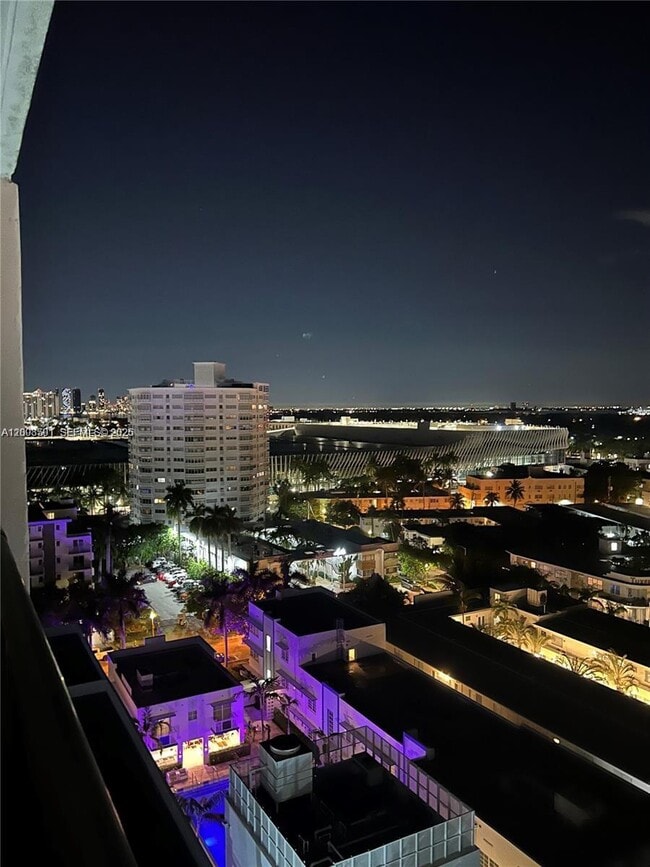 Foto del edificio - 1800 Collins Ave