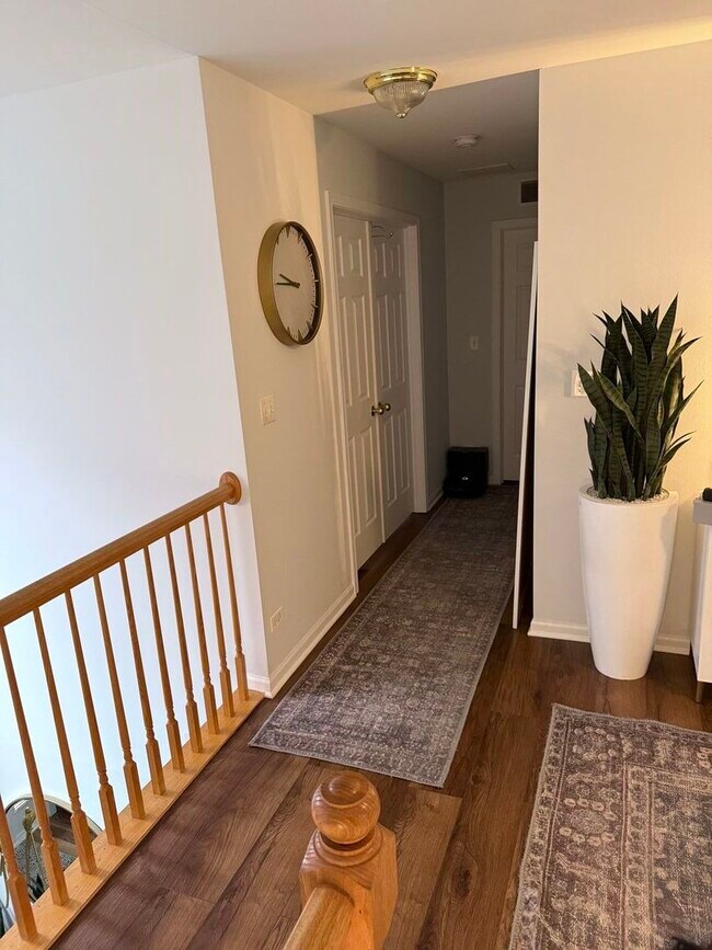 Foto del edificio - 2727 Borkshire Ln