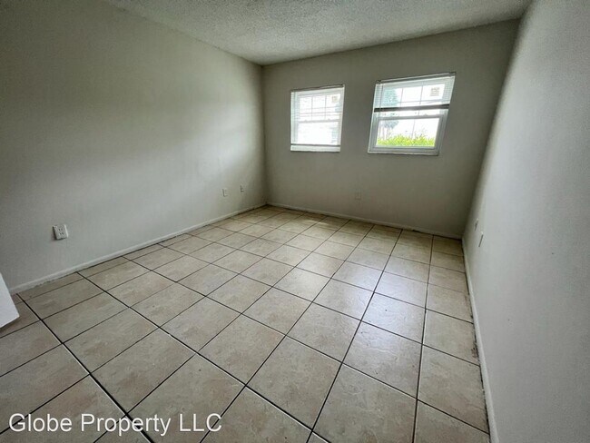 Building Photo - 2 br, 1 bath House - 829 Sky Lake Circle, ...