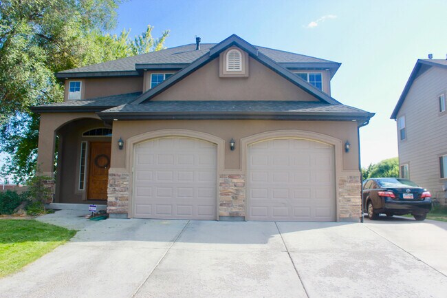 Building Photo - 1319 W 800 N