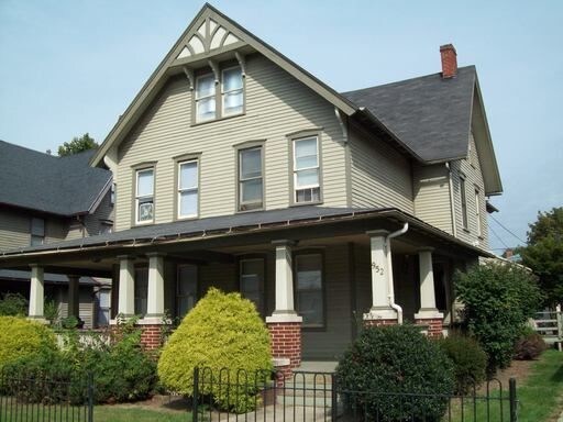 Primary Photo - 954 W 3rd St