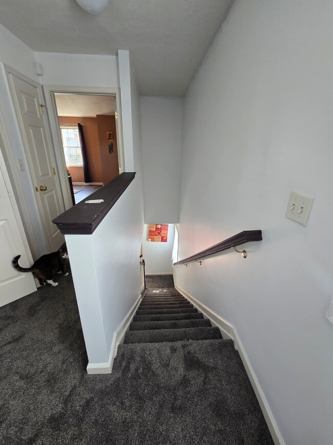 Building Photo - 7565 Stephen Dr