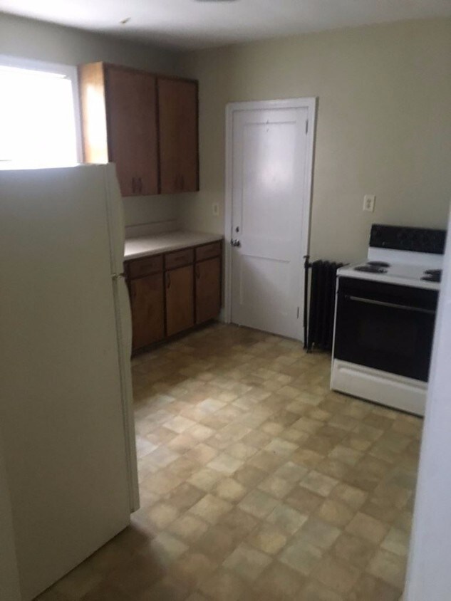 Foto principal - 1200 Christine Ave