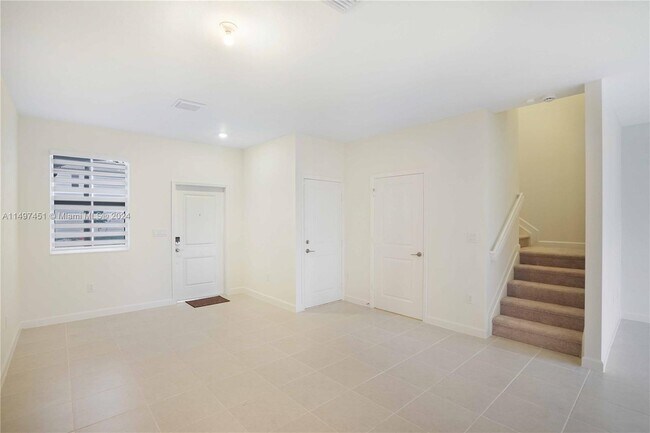 Building Photo - 16205 SW 288th Ter