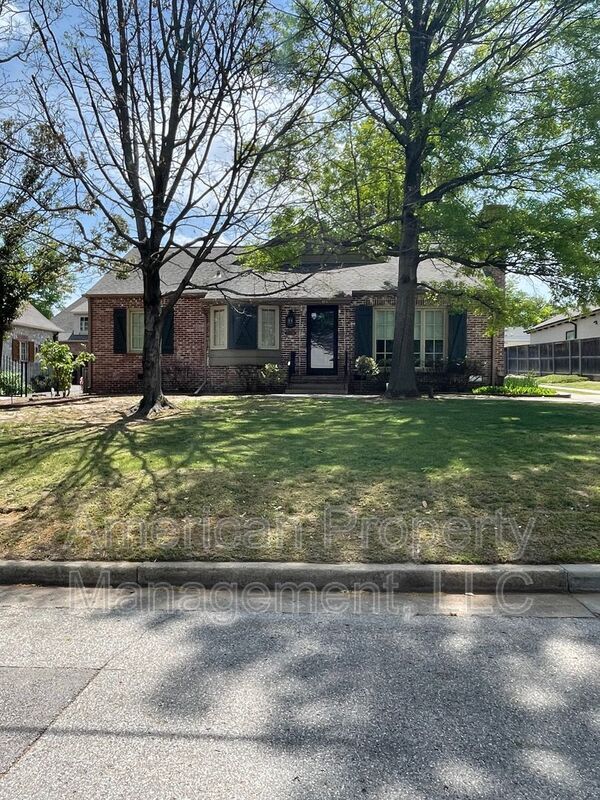 Foto principal - 2536 E 22nd Pl