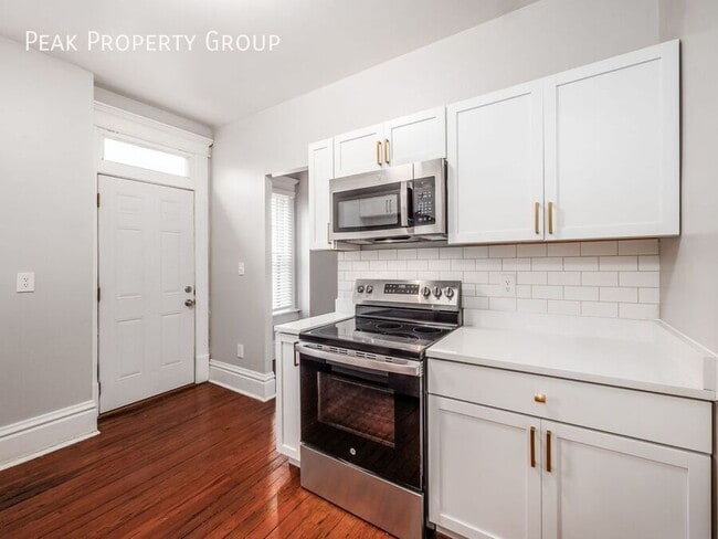 Building Photo - 950 Delaware Ave