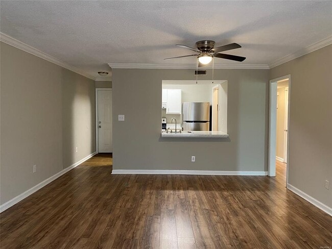 Building Photo - 3612 Castle Ridge Rd