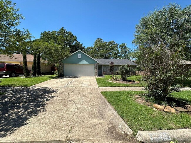 Foto del edificio - 16766 Glen Eagle Dr N