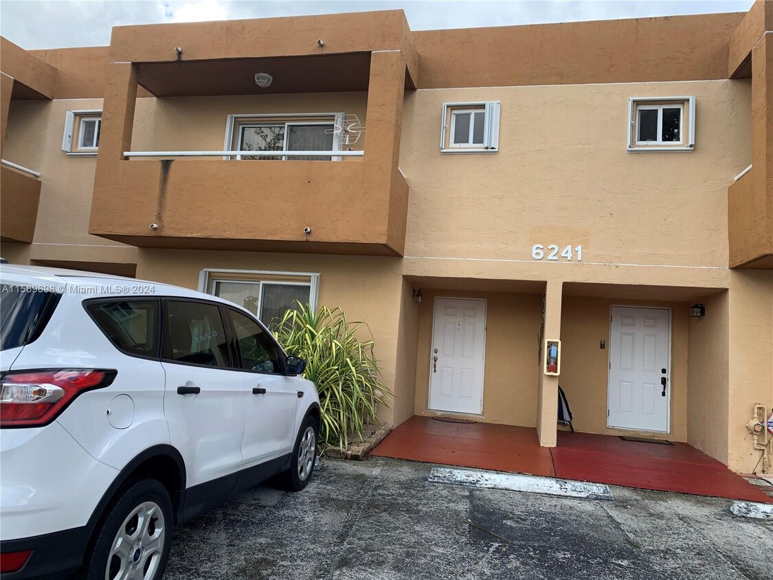 Primary Photo - 6241 SW 131st Ct