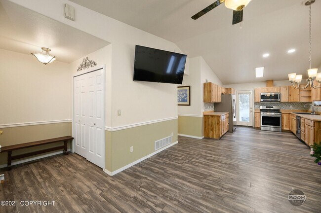 Foto del edificio - 1160 E Snohomish Ave