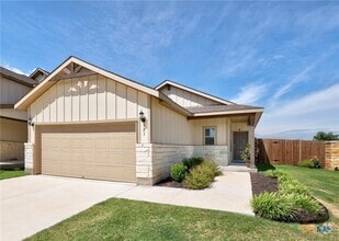 Building Photo - 321 Bella Luna Way