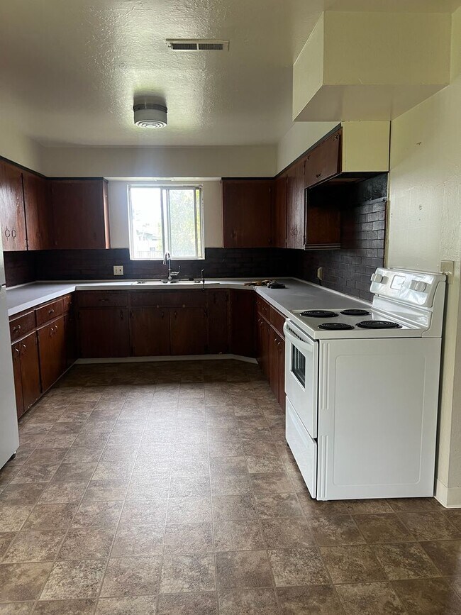 Foto del edificio - Arcata House Tier 2 *Half off first Months Rent*