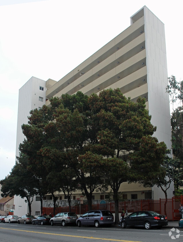 Building Photo - Ping Yuen North Apartments