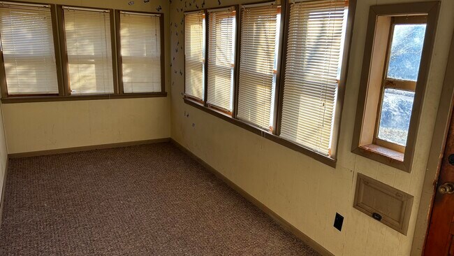 Foto del edificio - 509 E Maple St