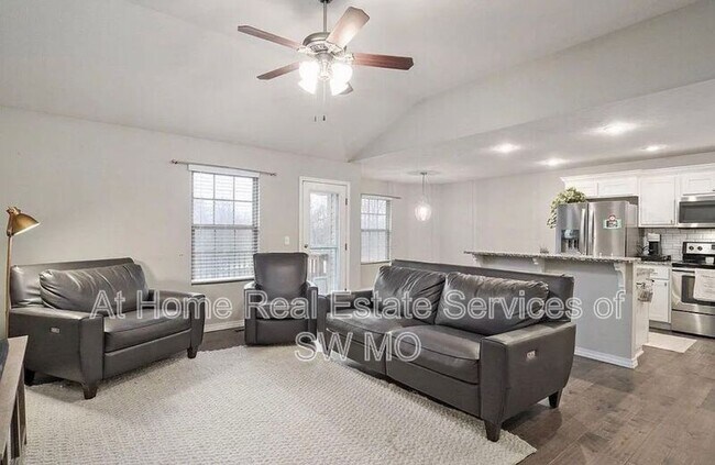 Building Photo - 4517 W Brownstone Trace