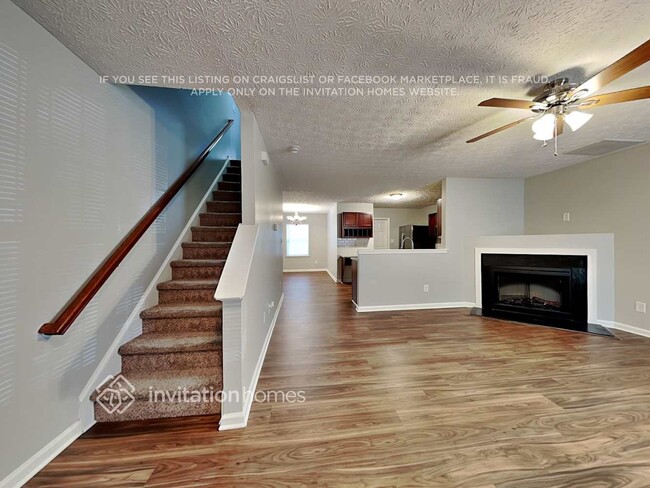 Foto del edificio - 3125 Ivy Wood Ln