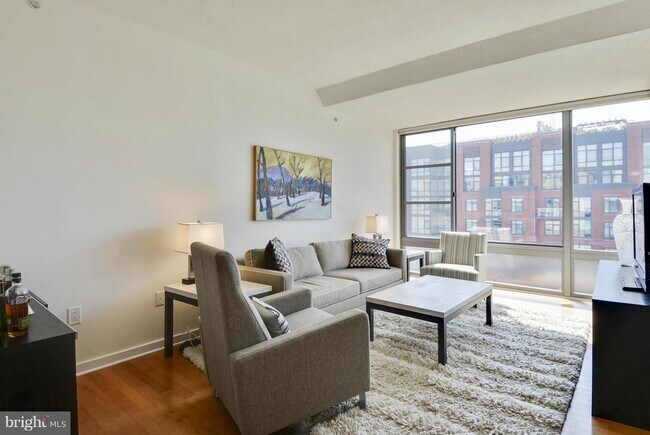Foto del edificio - 475 K St NW