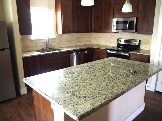 Foto del edificio - 4903 Villas Dr
