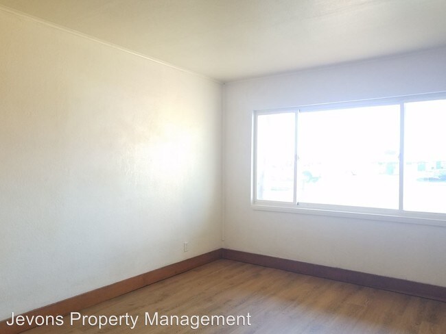 Foto del edificio - 1021 N 1st St