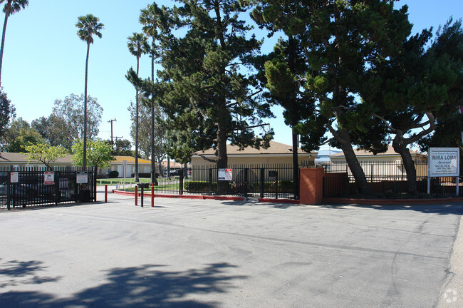 Building Photo - 009