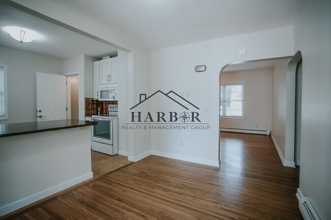 Foto del edificio - 608 6th Ave SW