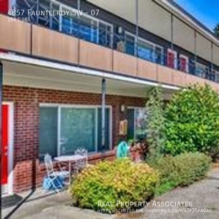 Foto principal - 4857 Fauntleroy Wy SW
