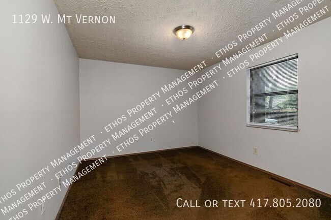 Building Photo - 1129 W Mt Vernon St