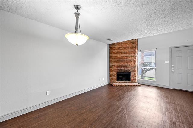 Foto del edificio - 9455 Olde Towne Row