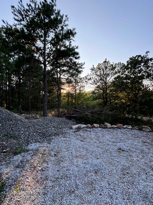 Building Photo - 475016 E 771 Rd