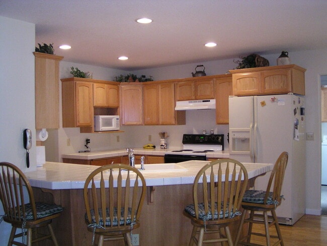 Building Photo - Squaw Creek Canyon Estates