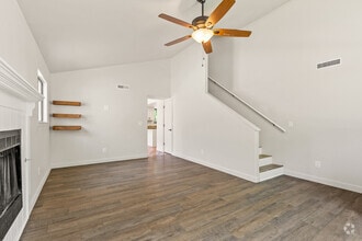 Building Photo - 2413 E Elder Dr