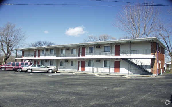 Building Photo - 2225 Whittier St