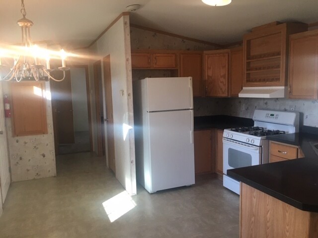 Building Photo - 6 Orchard Grv