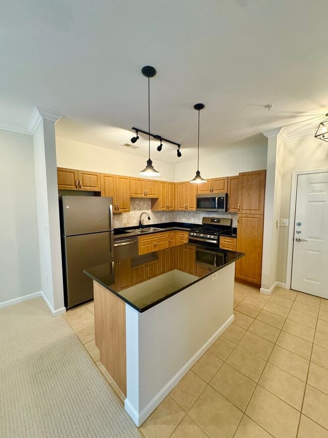 Building Photo - 12945 Centre Park Cir