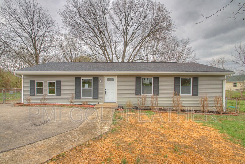 106 Woodland Ct, Hendersonville, TN 37075 House Rental in