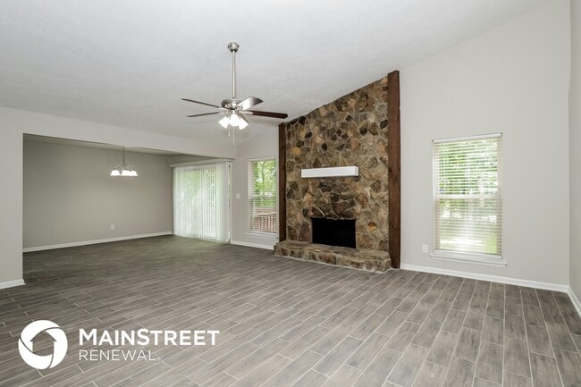 Building Photo - 6310 Beethoven Cir
